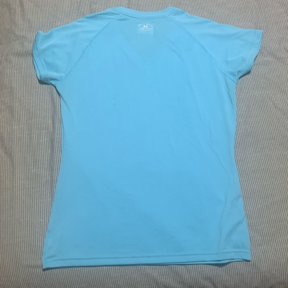 Under Armour Workout Shirt - Picture 3 of 3